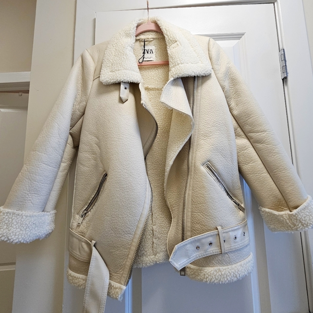 Zara Faux Leather Shearling Buckle Biker Moto Jacket Beige Sherpa